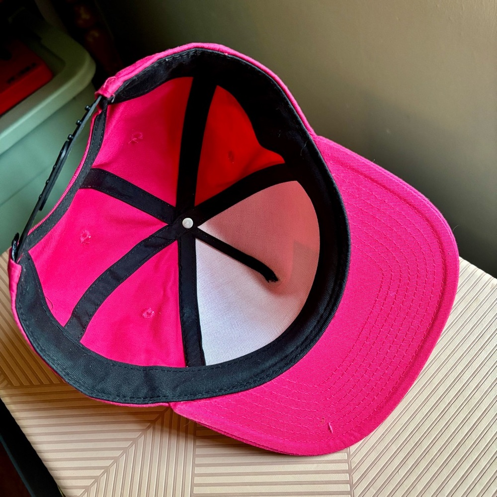 Vans Bragg Jazzy Pink Snapback Hat in Hot Pink NWOT Floral Graphic 🌸🌹🌺🌷🪷🌼 - Picture 7 of 13